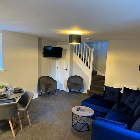 Maple House - 2 Bedroom House With Free Parking In Town By Shortstays4U King's Lynn Exterior foto